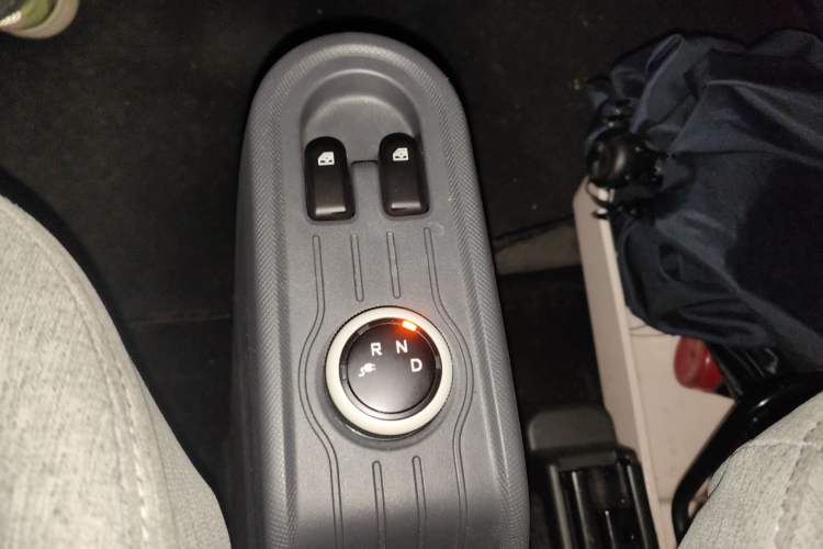 Used Wuling Hongguang MINIEV 2022 Macaron Premium Model – Lithium Iron Phosphate
