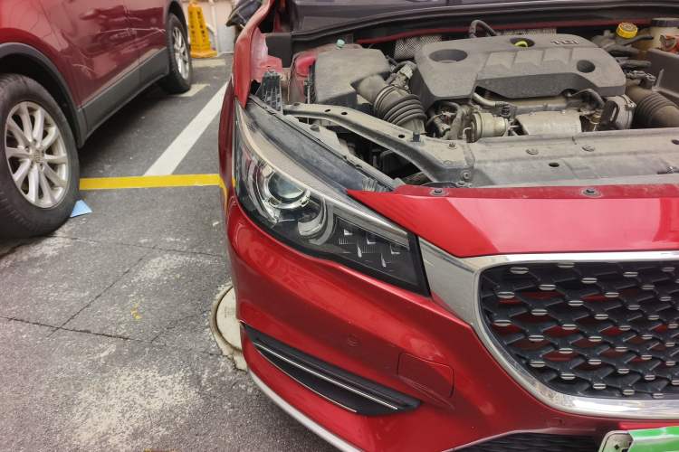 Used MG 6 New Energy 2018 45T E-DRIVE Intelligent Drive Hybrid PILOT Super Internet Edition Right Front Headlight