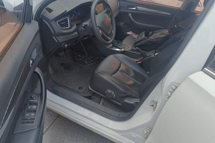 Used Roewe 360 2015 20T TST Deluxe Edition