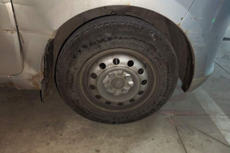 Used Wuling Rongguang V 2016 1.2L Practical Version
