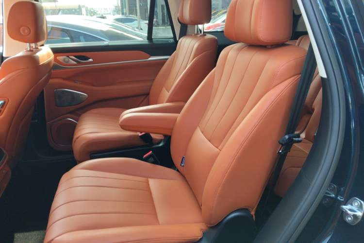 Used Wey Lanshan 2025 Four-Wheel Drive Max