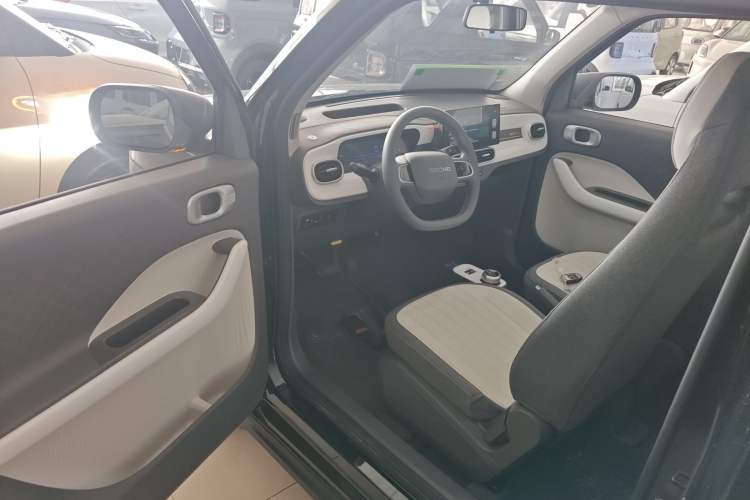 Used Geely Galaxy Panda 2025 210km Panda Kart Driver Seat