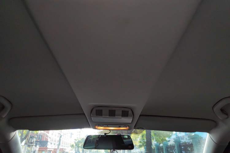 Used Skoda Octavia 2010 1.6L Automatic Eado Edition Headliner