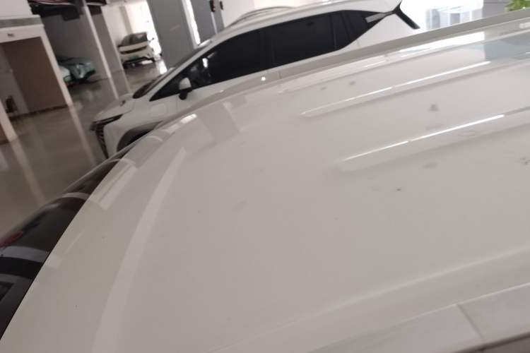 Used AION Y 2023 Plus 510 Enjoy Edition Roof