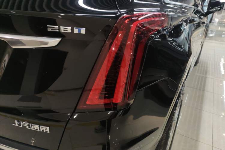 Used Cadillac XT5 2022 2.0T Two-Wheel Drive Luxury Version