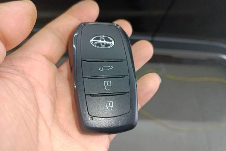 Used Toyota RAV4 2024 2.0L CVT Two-Wheel Drive Fashion Plus Edition