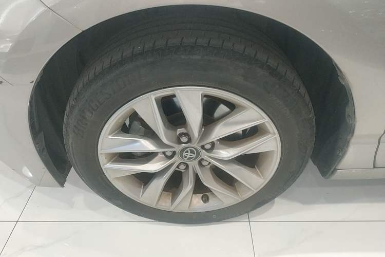 Used Toyota Avalon 2019 2.0L Luxury Edition China VI Standard