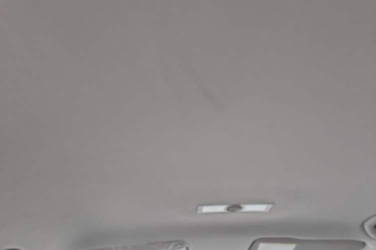 Used Volkswagen Lavida 2015 1.6L Manual Fashion Edition Headliner