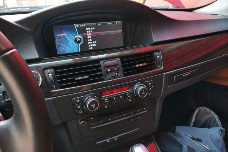 Used BMW 3 Series 2009 330i two-door coupe