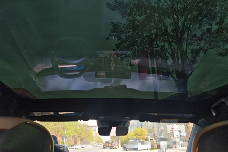 Used Lynk & Co Z10 2025 95 kWh 766 km Range Rear-Wheel Drive Max