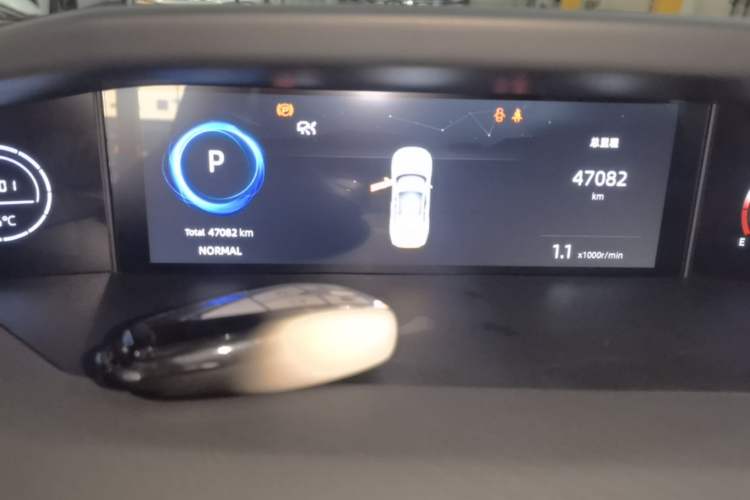 Used CHANGAN UNI-V 2024 1.5T Prestige Edition
