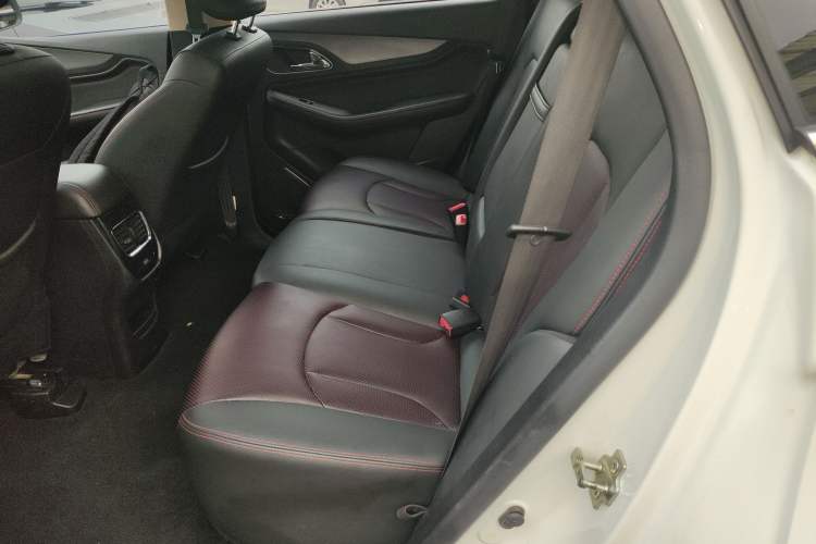 Used Baojun 560 2016 1.5T Manual Luxury Model Left Rear Seat