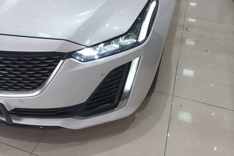 Used Cadillac CT5 2023 28T Luxury Edition (Standard Version) Left Front Headlight