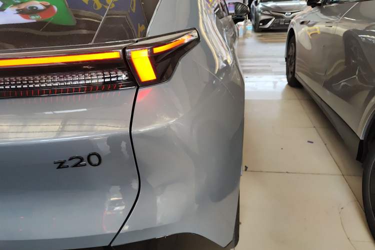 Used Lynk & Co Z20 2025 530 km Range Rear-Wheel Drive Max
