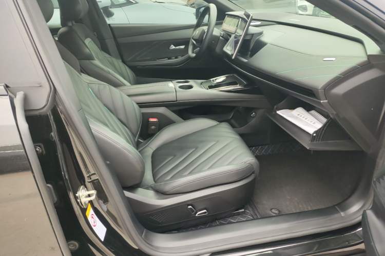 Used Deepal SL03 2023 200Max Range-Extended Version Right Front Seat