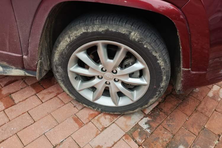 Used Jeep Cherokee 2017 2.4L Excellence Edition
