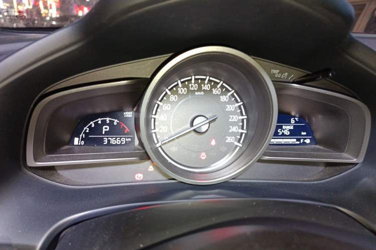 Used Mazda CX-4 2018 2.0L Automatic Two-Wheel Drive Blue Sky Dynamic Version China VI Standard
