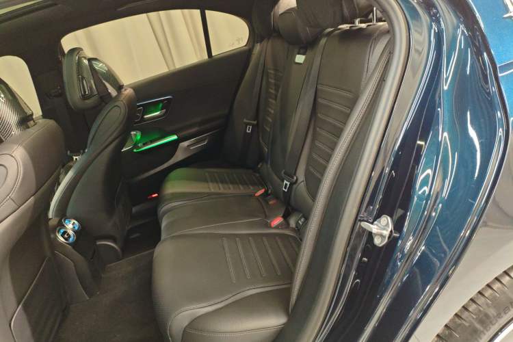 Used Mercedes-Benz C-Class 2022 Revised C 260 L Starry Night Sport Edition Left Rear Seat