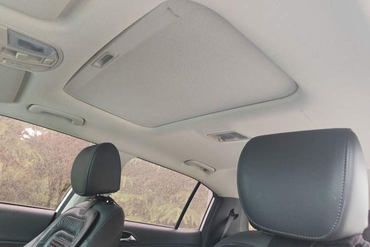 Used Hyundai ix35 2018 2.0L Automatic 2WD Zhiyong·Changxiang Edition Headliner