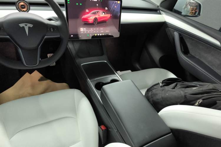 Used Tesla Model Y 2022 Performance High-Performance All-Wheel-Drive Version