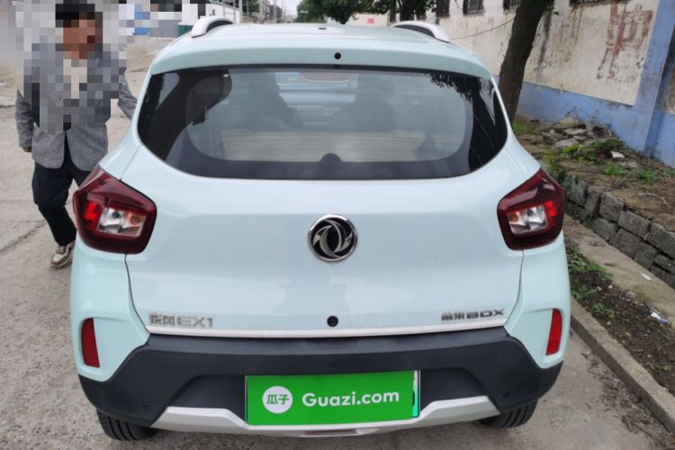 Used Dongfeng NAMMI BOX 2022 Revised Light Wind Edition 201 km Standard Version Rear