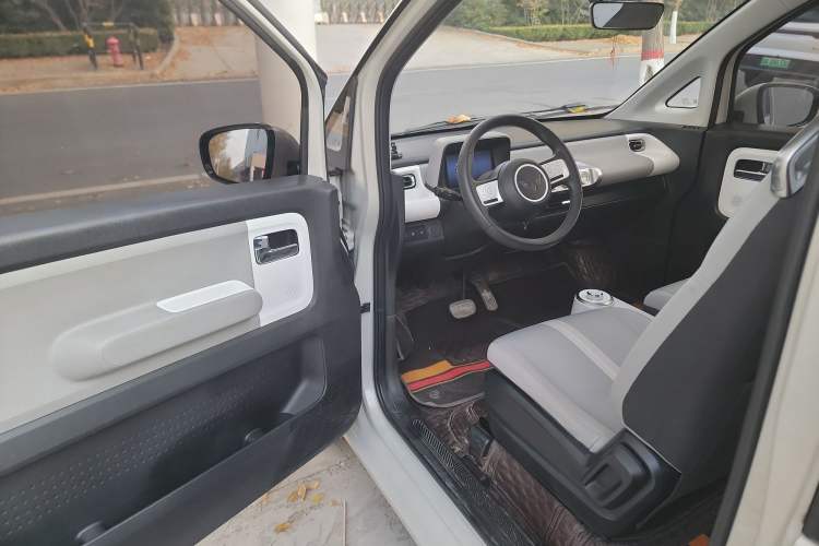 Used Wuling Air ev 2023 - Four Seats - Standard Edition

