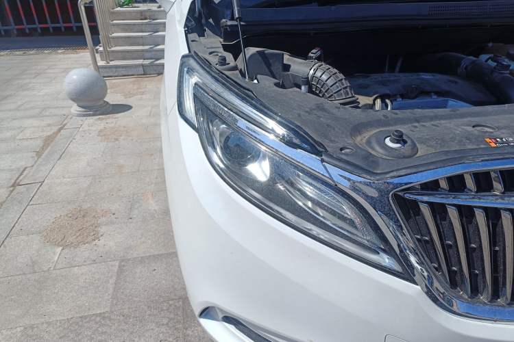 Used Buick GL8 2017 ES 28T Comfort Model China V Standard Right Front Headlight