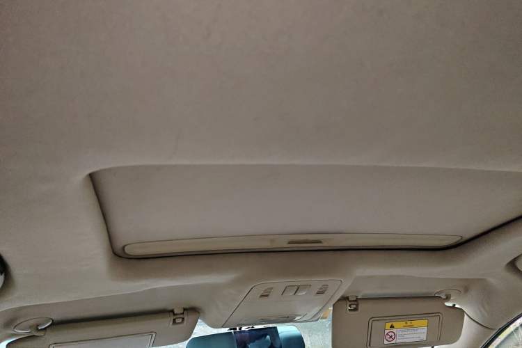 Used Buick Regal 2015 2.0L Leading Fashion Edition