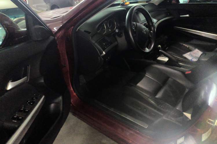 Used Honda Crosstour 2014 2.4L Luxury Edition Driver Seat