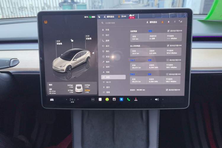 Used Tesla Model 3 2022 Rear-Wheel-Drive Version Audio And AC Panel