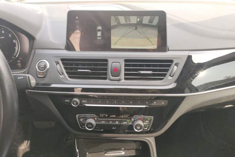 Used BMW 1 Series 2018 118i Design Package Edition
