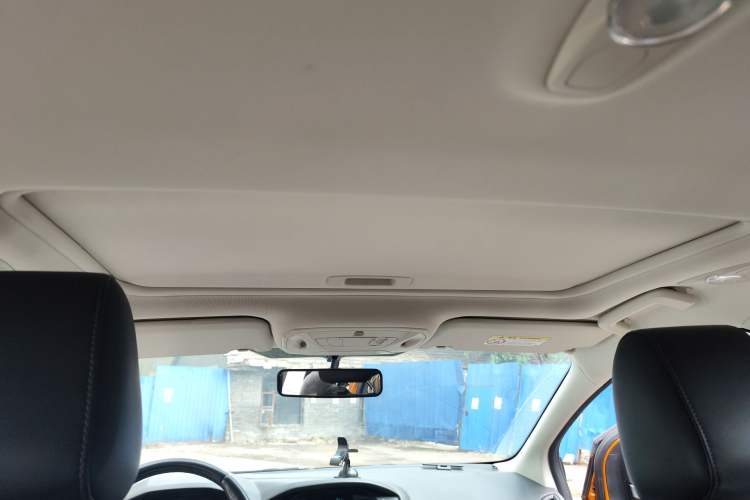 Used Ford Focus 2015 Hatchback 1.6L Manual Fashion Edition