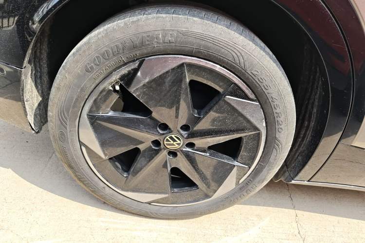 Used Volkswagen ID.UNYX 2024 Revised Pro Long-Range Version Right Rear Wheel Hub