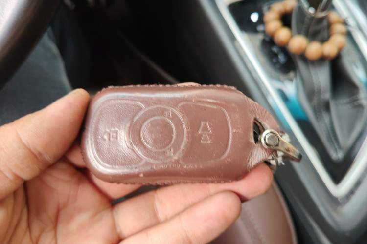 Used Buick GL6 2019 18T 6-Seater Connected Luxury Version China VI Standard
