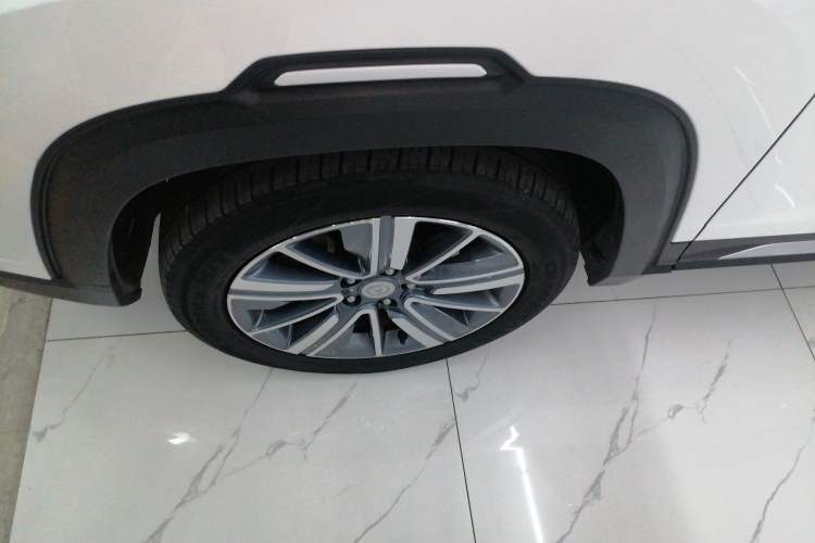 Used CHANGAN CS35PLUS 2019 1.4T DCT Chuanlian Blue Whale Edition Left Front Wheel Hub