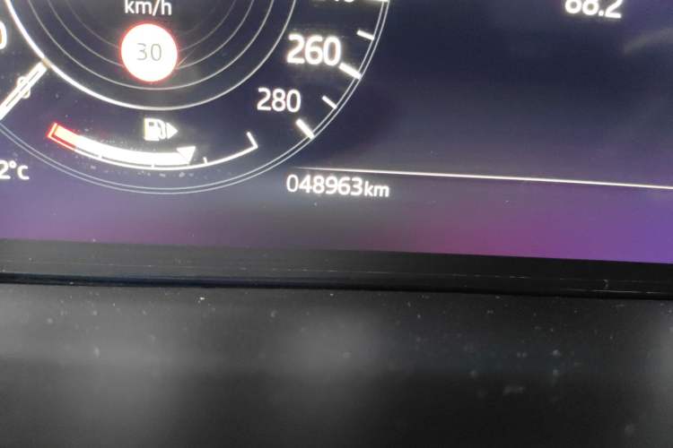 Used Land Rover Range Rover Evoque 2021 Range Rover Velar L 249PS R-Dynamic First Edition