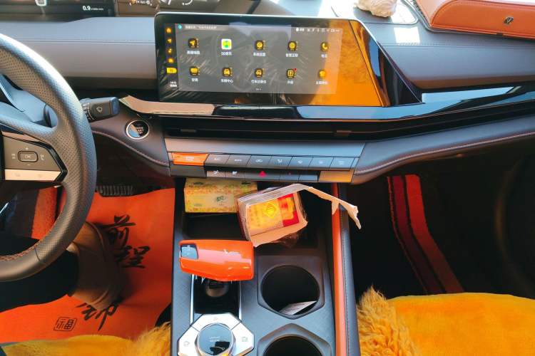 Used CHANGAN UNI-V 2022 1.5T Prestige Version Audio And AC Panel