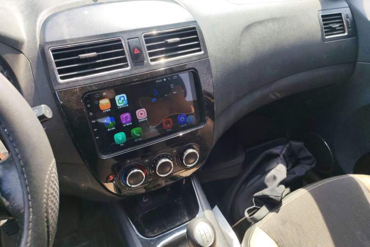 Used FORTHING Joyear X3 2014 1.5L Luxury Model Audio And AC Panel