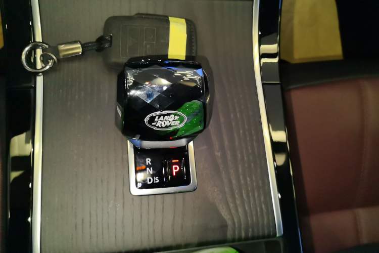 Used Land Rover Range Evoque 2024 Aurora L 249 PS Glowing Limited Edition
