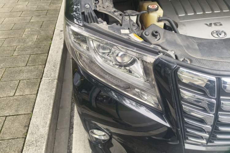Used Toyota Alphard 2018 3.5L Luxury Edition
