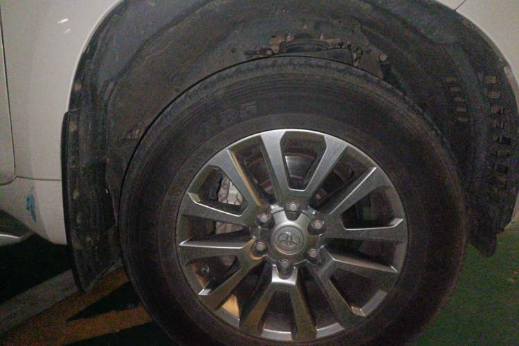 Used Toyota Prado 2018 3.5L Automatic TX-L with Rear-Mounted Spare Tire
