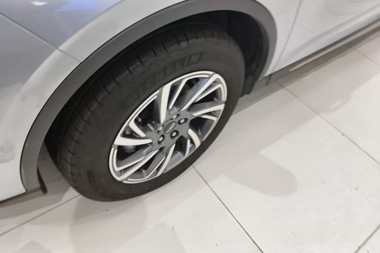 Used Lincoln Corsair 2024 2.0T Two-Wheel Drive Deluxe Edition
