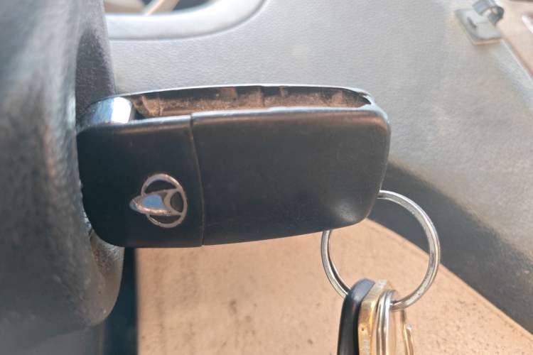 Used CHANGAN KAICHENG Ruixing M80 2019 1.5L Base Version 2-Seater Single-Steamed Air Conditioning China VI Standard Flat Roof Rear-Hinged Doors DAM15KR