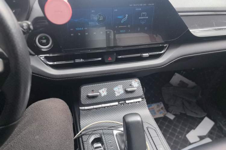 Used Wuling Victory 2020 1.5T CVT Flagship Edition Audio And AC Panel