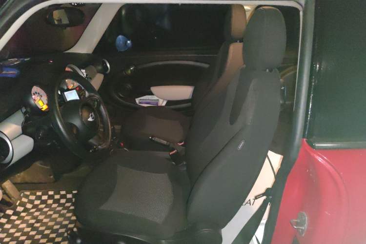 Used MINI 2011 1.6L ONE Left Front Seat