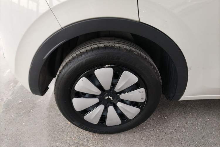 Used Wuling Bingo 2023 410 km Lingxi Deluxe Edition