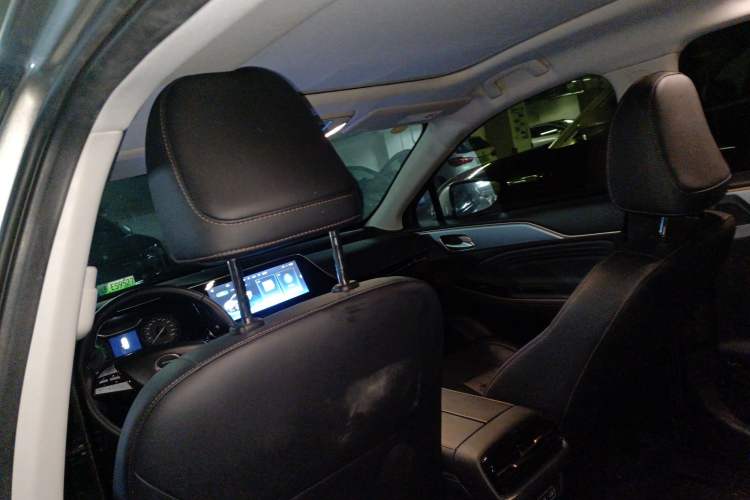 Used AION S 2023 Xuan 580 55.2 kWh Lithium Iron Phosphate Headliner