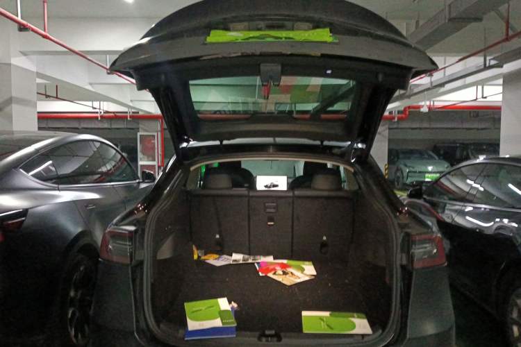 Used Tesla Model Y 2022 Rear-Wheel-Drive Version