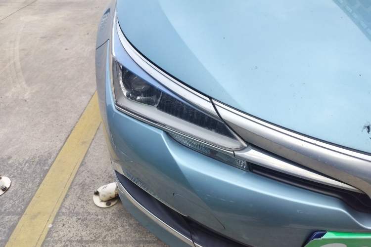 Used Toyota Corolla 2016 Dual-Engine 1.8L E-CVT Leading Edition Right Front Headlight