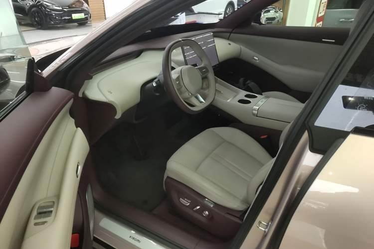Used Xiaomi Auto YU7 2025 Ultra-Long Range High-Performance All-Wheel-Drive Max Edition